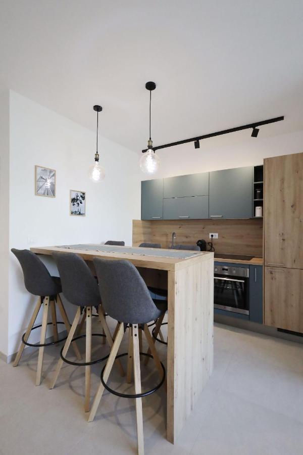 מדולין Apartments Maestral מראה חיצוני תמונה